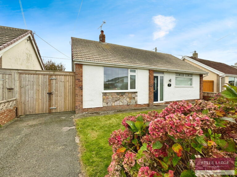 28 Roland Avenue, Kinmel Bay, LL18 5DN