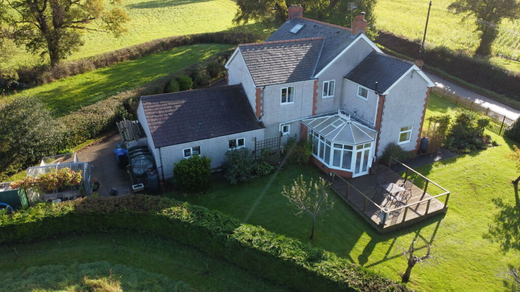 Cwm, Rhuddlan, Denbighshire LL18 5RY