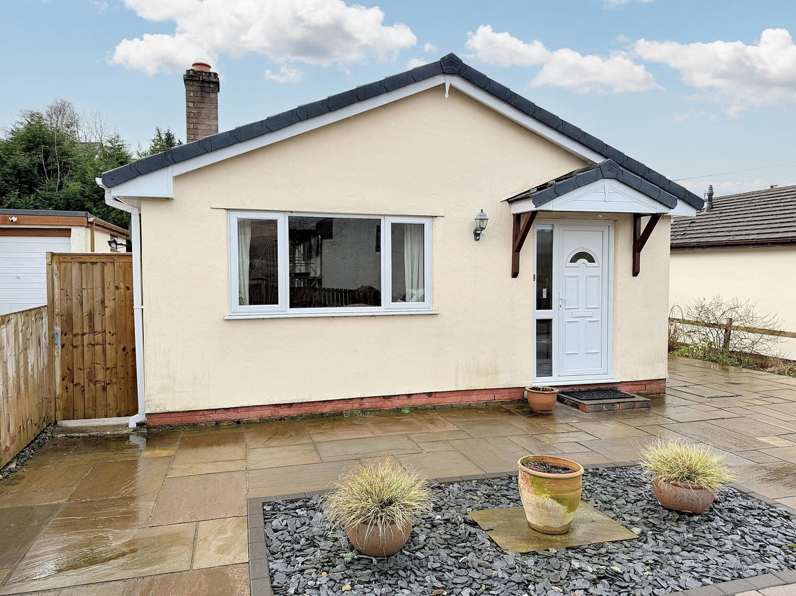 Cae Glas, Llanfairtalhaiarn, Abergele, Conwy, LL22 8SQ