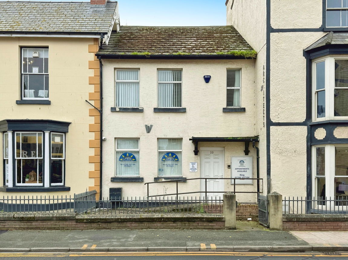 10 Brighton Road, Rhyl, LL18 3HD