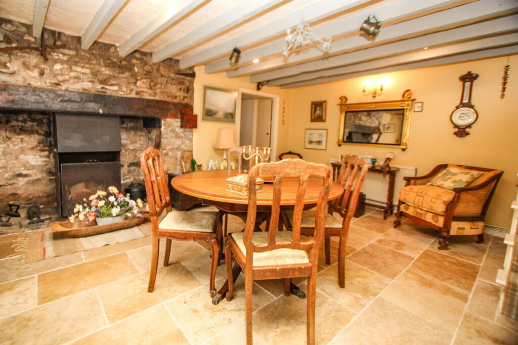 Mynydd Lane, Mochdre, Conwy, LL28 5EY