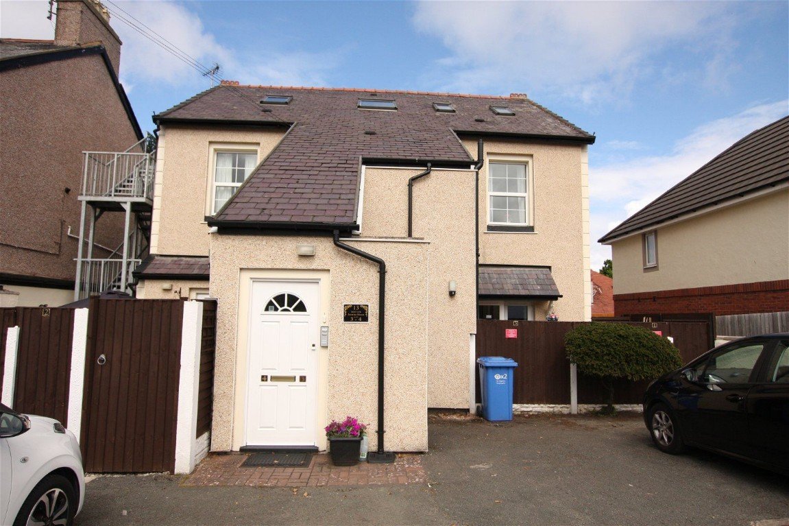 Eden Avenue, Prestatyn, Peter Large Estate Agents