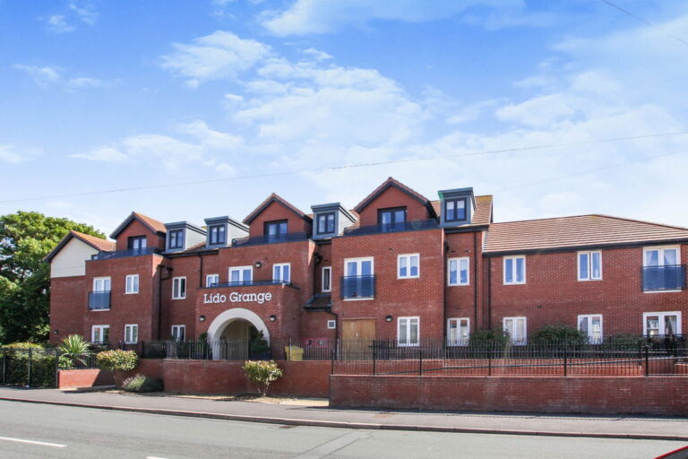 Apartment 4, Lido Grange, Sandy Lane, Prestatyn, Denbighshire LL19 7AX