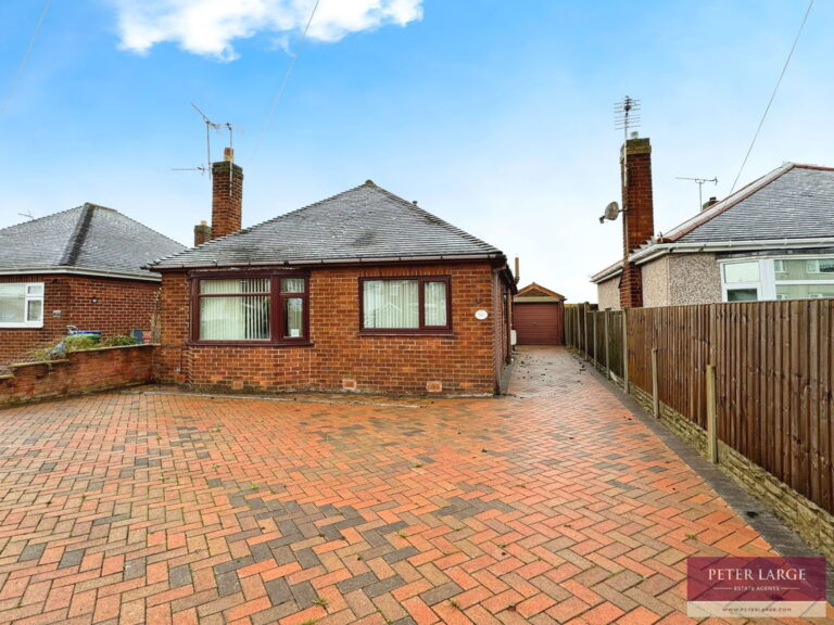 31 Pen Y Maes Avenue, Rhyl, LL18 4ED