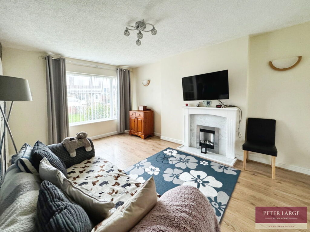 16 Llewelyn Court, Rhyl, LL18 4NR